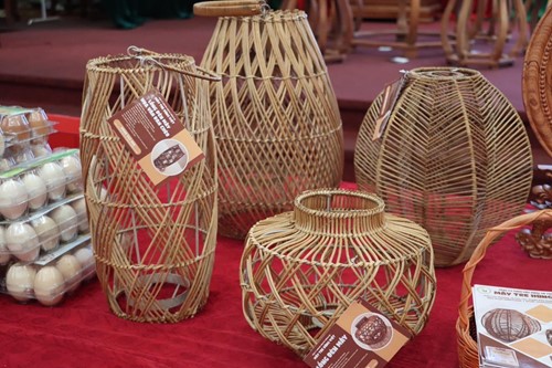 Huyện Phú Xuyên đánh giá, phân hạng 40 sản phẩm OCOP năm 2022