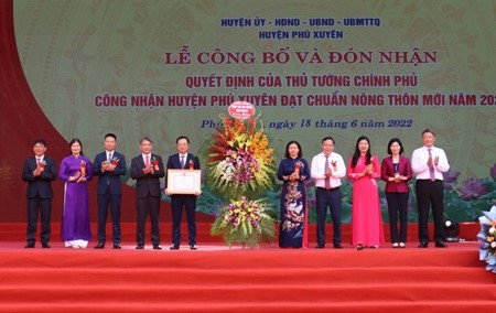 Lễ công bố và đón nhận Quyết định của Thủ tướng Chính phủ công nhận huyện Phú Xuyên đạt chuẩn Nông thôn mới năm 2020