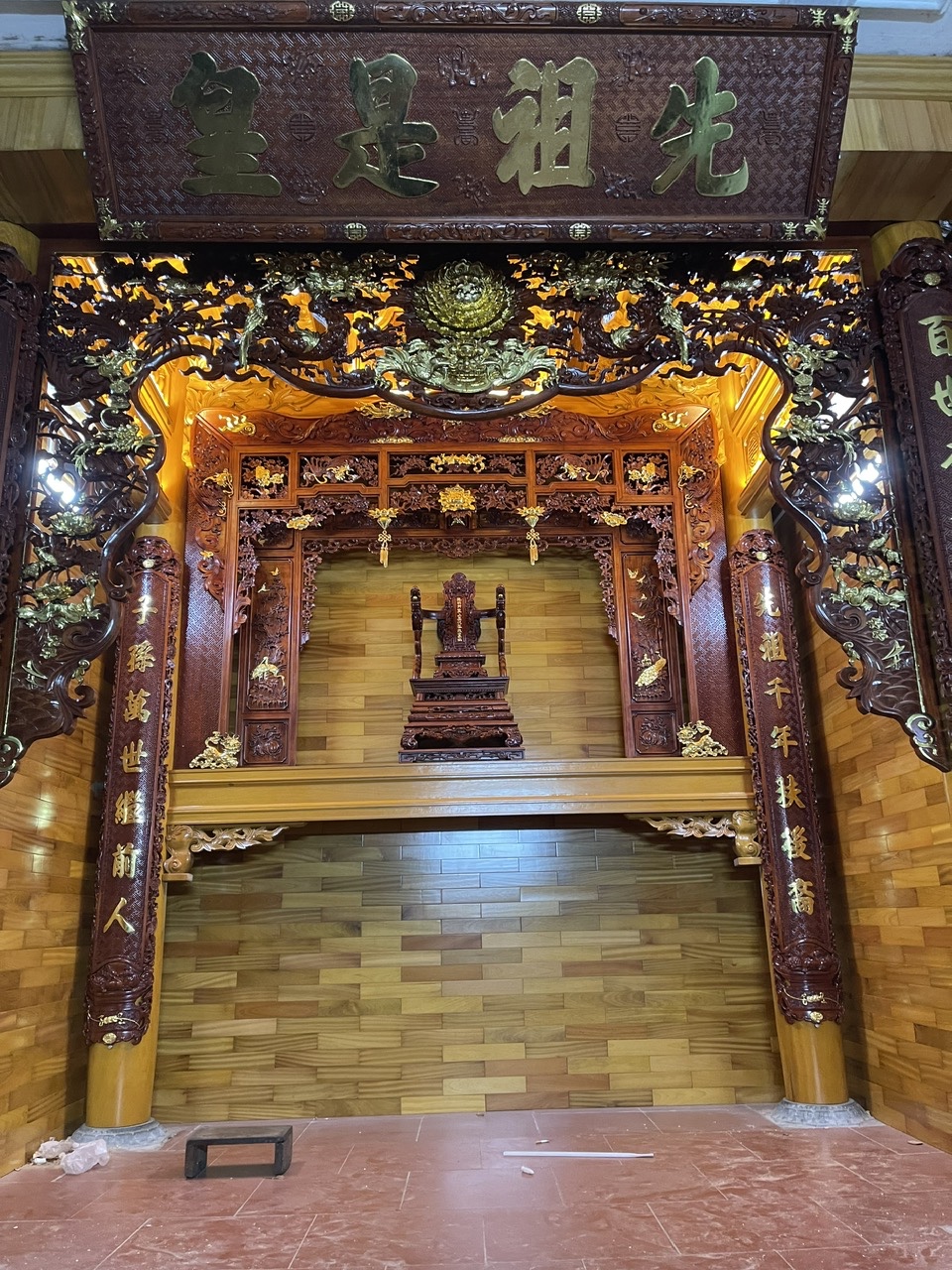 Đồ gỗ đồ thờ Đạt Thương